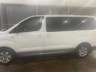 2013 Hyundai H-1 II, белый, 1570000 рублей, вид 5