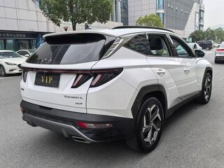 2023 Hyundai Tucson IV Рестайлинг, белый, 2970000 рублей, вид 4