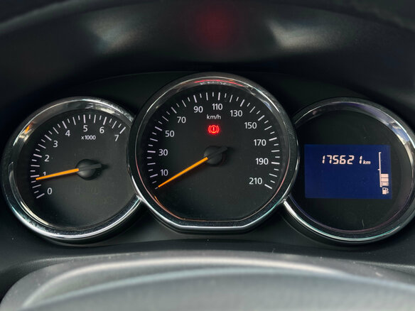 2016 Renault Logan II, серый - вид 17