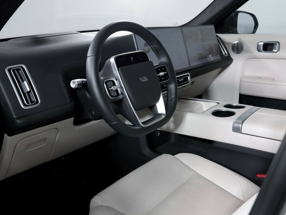 2024 Li Auto (Lixiang) L7 52.3 kWh I Рестайлинг, белый - вид 13