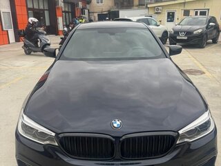 2017 BMW 5 серии 540i xDrive VII (G30/G31/G38), чёрный, 4000000 рублей, вид 3