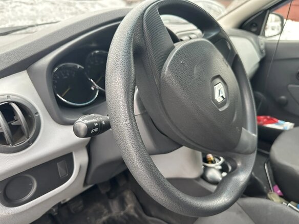 2014 Renault Sandero II, белый, 570000 рублей - вид 11