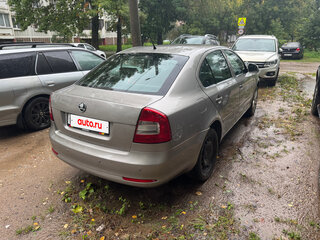2011 Skoda Octavia DSG7 II (A5) Рестайлинг, серый, 440000 рублей, вид 5
