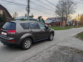 2012 Citroen C-Crosser, коричневый, 1050000 рублей, вид 3