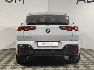 2024 BMW X2 xDrive25i II (U10), серый, 5780000 рублей, вид 4