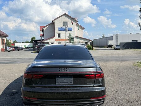 2022 Audi A8 Long 55 TFSI IV (D5) Рестайлинг, чёрный, 4775000 рублей, вид 3