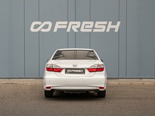 2013 Toyota Camry VII (XV50), белый, 1265000 рублей, вид 4