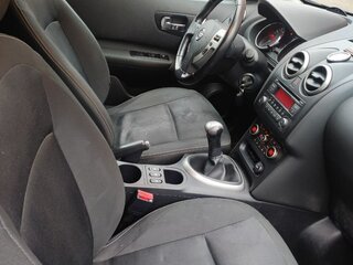 2011 Nissan Qashqai I Рестайлинг, фиолетовый, 829000 рублей, вид 4