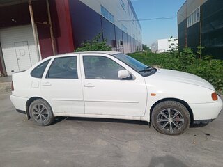 1997 Volkswagen Polo III, белый, 220000 рублей, вид 5