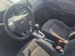 2012 Chevrolet Aveo II, серебристый, 450000 рублей, вид 5