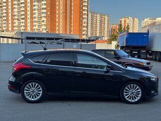 2017 Ford Focus III Рестайлинг, чёрный, 1100000 рублей, вид 4