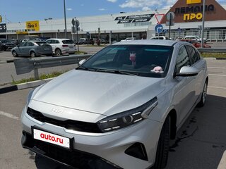 2021 Kia Cerato IV Рестайлинг, серый, 2150000 рублей, вид 3