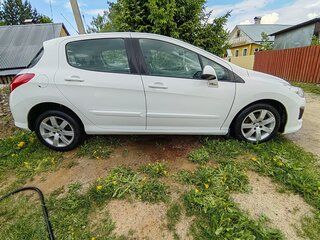 2011 Peugeot 308 I Рестайлинг, белый, 570000 рублей, вид 2