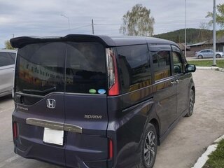 2017 Honda Stepwgn Spada V, фиолетовый, 2100000 рублей, вид 3