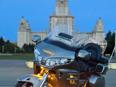 2003 Honda GL 1800 Gold Wing, бежевый, 950000 рублей, вид 2