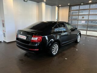 2013 Skoda Octavia III (A7), чёрный, 1045000 рублей, вид 3