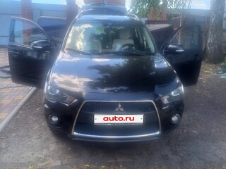 2010 Mitsubishi Outlander II Рестайлинг, чёрный, 1050000 рублей, вид 2