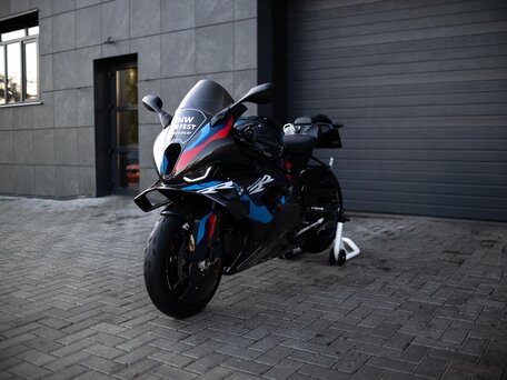 2023 BMW M 1000 RR, чёрный, 2999000 рублей, вид 2