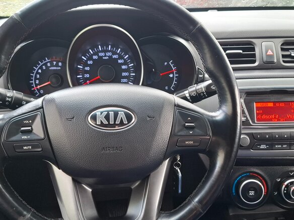 2015 Kia Rio III, белый, 777000 рублей - вид 8