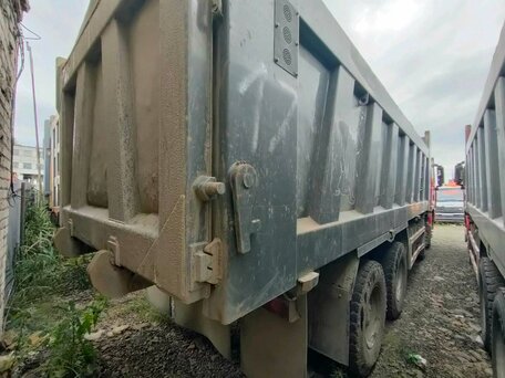 2023 Shacman (Shaanxi) X3000, красный, 4132000 рублей, вид 3