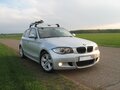 2007 BMW 1 серии 118i I (E81/E82/E87/E88) Рестайлинг, серебристый - вид 1