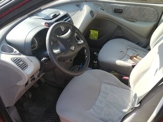 2001 Nissan Almera Tino I, пурпурный, 232500 рублей, вид 5