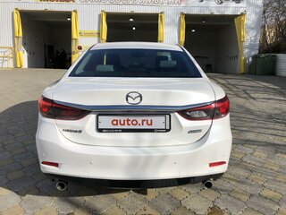 2018 Mazda 6 III (GJ) Рестайлинг, белый, 2300000 рублей, вид 5