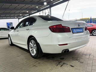 2014 BMW 5 серии 520i VI (F10/F11/F07) Рестайлинг, белый, 2049000 рублей, вид 3