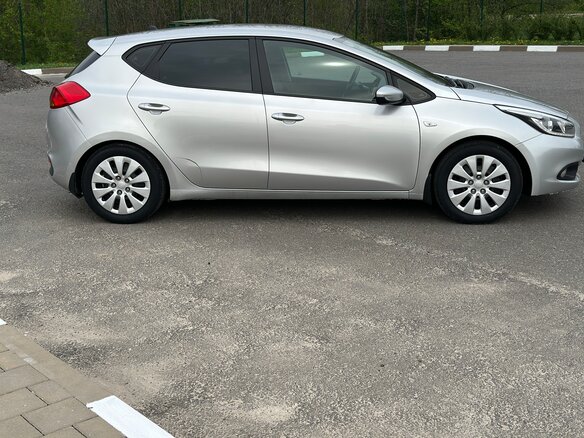 2014 Kia Ceed II, серебристый, 1105000 рублей - вид 2