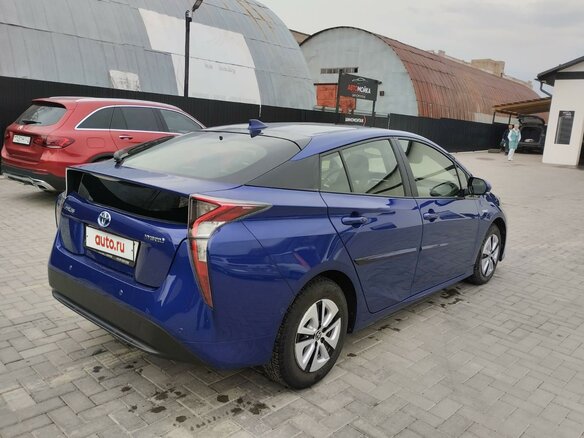 2017 Toyota Prius IV (XW50), синий, 1696860 рублей - вид 14