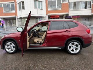 2011 BMW X1 20d I (E84), красный, 950000 рублей, вид 4
