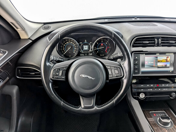 2016 Jaguar F-Pace I, белый - вид 21