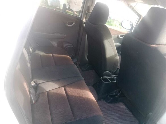 2012 Honda Fit Shuttle I, белый, 1100000 рублей - вид 12
