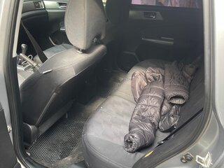 2010 Subaru Forester III, серый, 1300000 рублей, вид 4