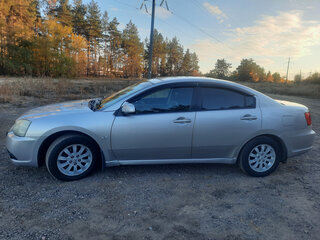 2008 Mitsubishi Galant IX Рестайлинг 2, серебристый, 850000 рублей, вид 2