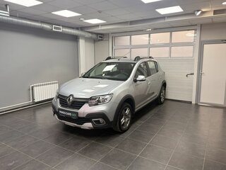 2021 Renault Sandero Stepway II Рестайлинг, серебристый, 1245000 рублей, вид 1
