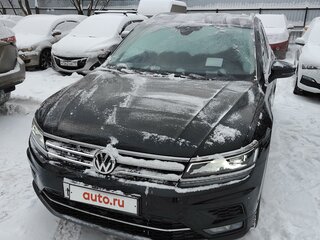 2020 Volkswagen Tiguan II, чёрный, 3350000 рублей, вид 4