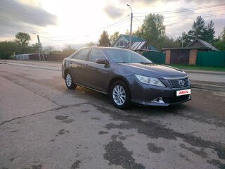2012 Toyota Camry VII (XV50), серый, 1650000 рублей, вид 2