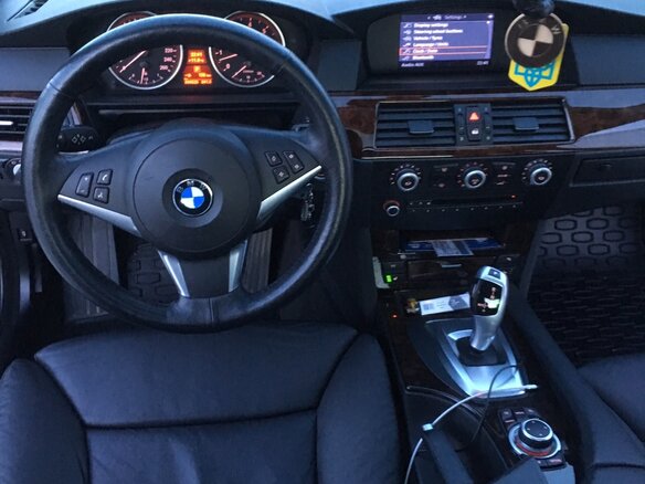 2009 BMW 5 серии 530xi V (E60/E61) Рестайлинг, чёрный, 2000000 рублей - вид 10