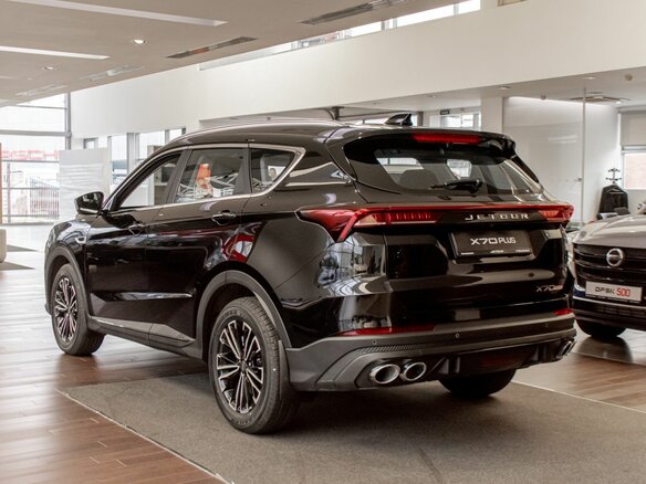 2026 Jetour X70+ I Рестайлинг, чёрный, 3069000 рублей - вид 5