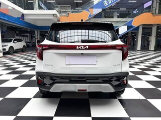 2023 Kia Seltos I Рестайлинг, белый, 1984055 рублей, вид 5