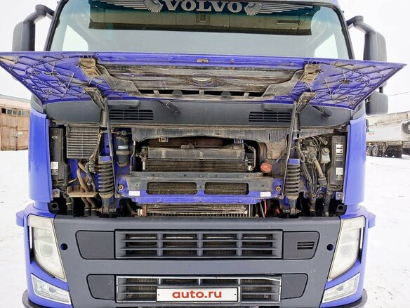 2010 Volvo FM, синий, 2500000 рублей - вид 16