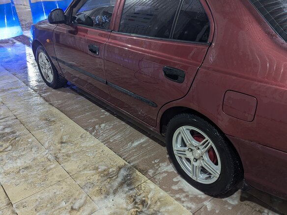 2008 Hyundai Accent ТагАЗ II, красный, 650000 рублей - вид 2