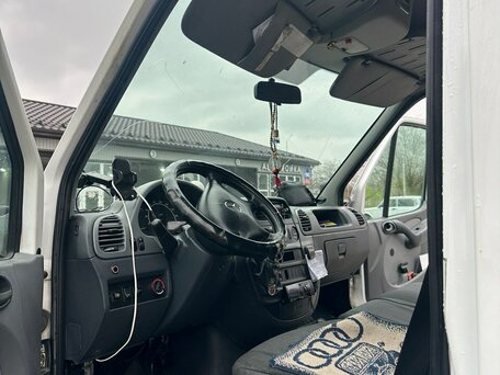 2016 Mercedes-Benz Sprinter Classic, белый, 1600000 рублей, вид 4