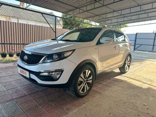 2013 Kia Sportage III, белый, 1750000 рублей, вид 2