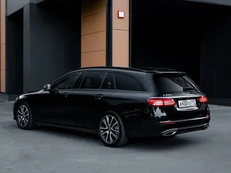 2020 Mercedes-Benz E-Класс 200 d V (W213, S213, C238) Рестайлинг, чёрный, 2600000 рублей, вид 5