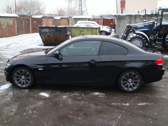 2010 BMW 3 серии 335d V (E90/E91/E92/E93), чёрный - вид 1