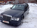 1991 Mercedes-Benz W124 300, синий - вид 1
