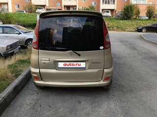 2000 Toyota FunCargo, золотистый, 320000 рублей, вид 3