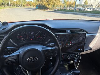 2021 Kia Rio IV Рестайлинг, красный, 1700000 рублей, вид 5